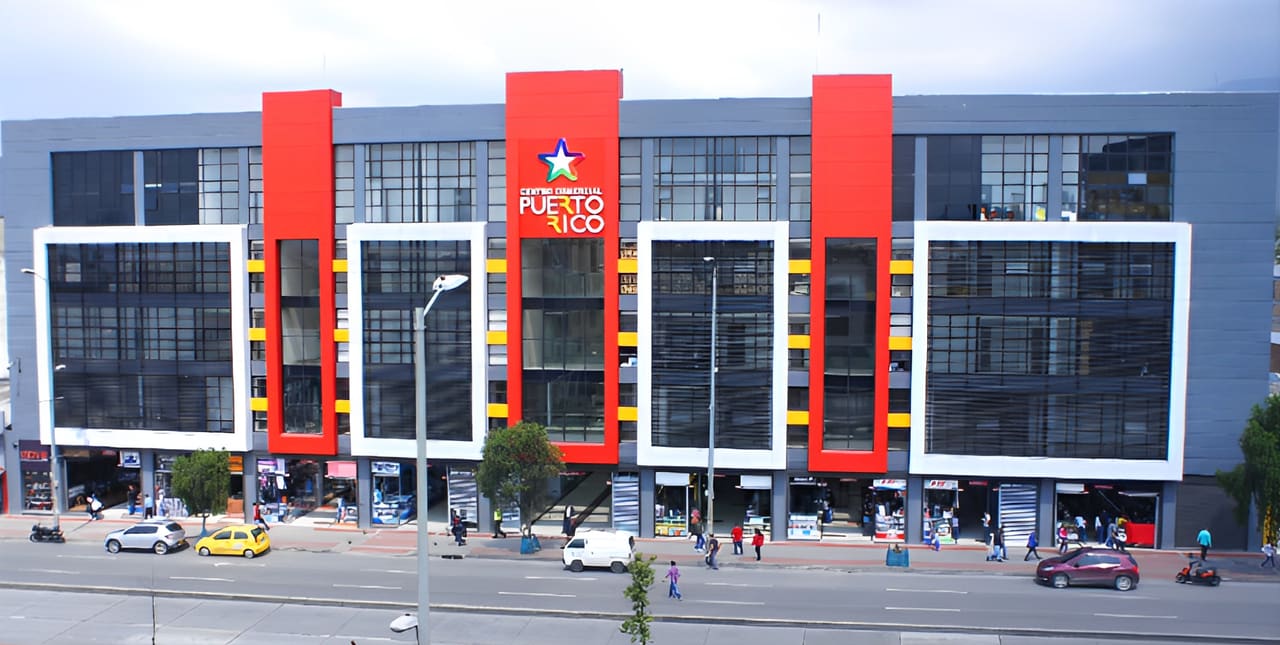 Centro Comercial Puerto Rico, fachada en Bogotá